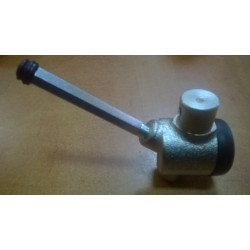 Cylinderek hamulca Zetor oryginał 930954