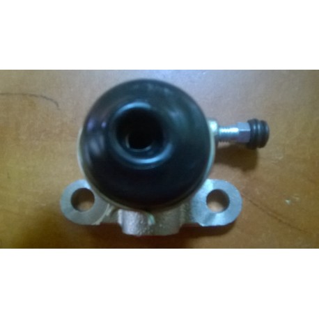 Cylinderek hamulcowy prawy Zetor 16227949