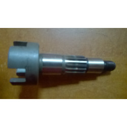 Wałek napędu pompy hydraulicznej Zetor oryginał 55114602