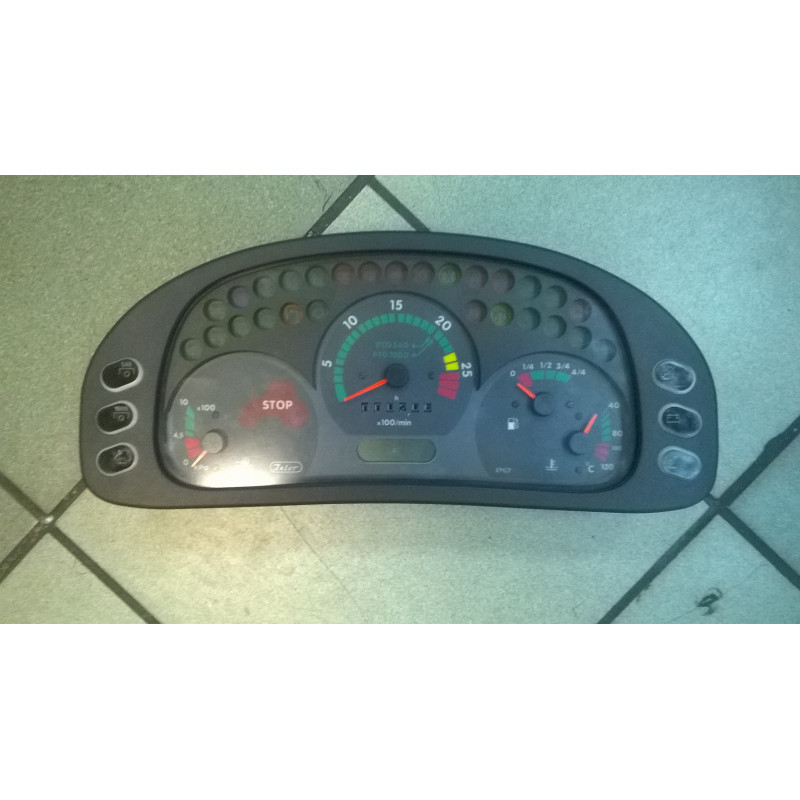 Zestaw wskaźników Zetor (Panel wskaźników) 16359904