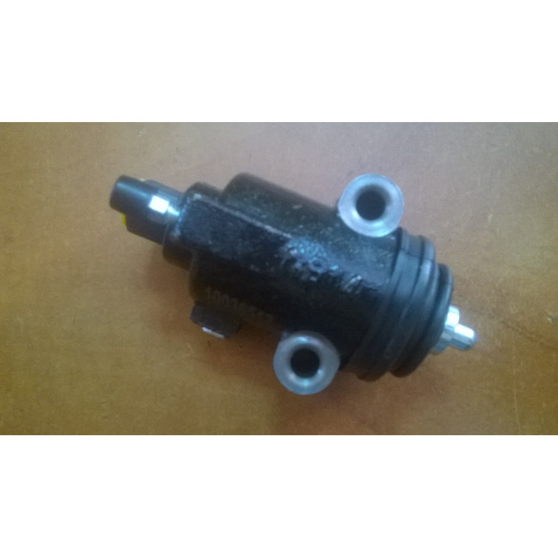 Cylinderek hamulcowy 71722013, V30181510