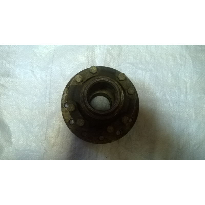 Kosz niekompletny mechanizmu różnicowego C-385 bez blokady 88170999