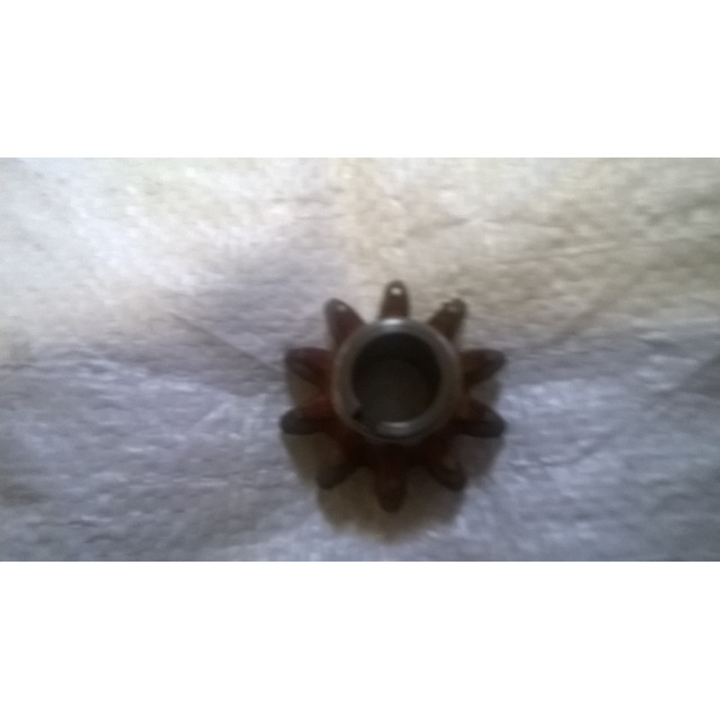 Zębatka silnika hydraulicznego zgrabiarki Kuhn K8021360
