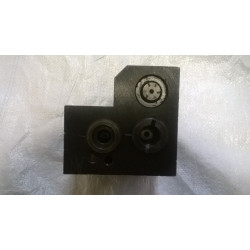 Korpus rozdzielacza C-385 88413110