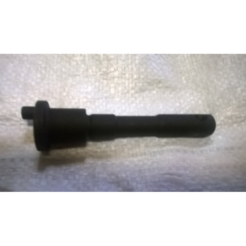Wałek zespolony mikropompy, wyłączający pompy hydraulicznej, dźwigni WOM C-385 80108061