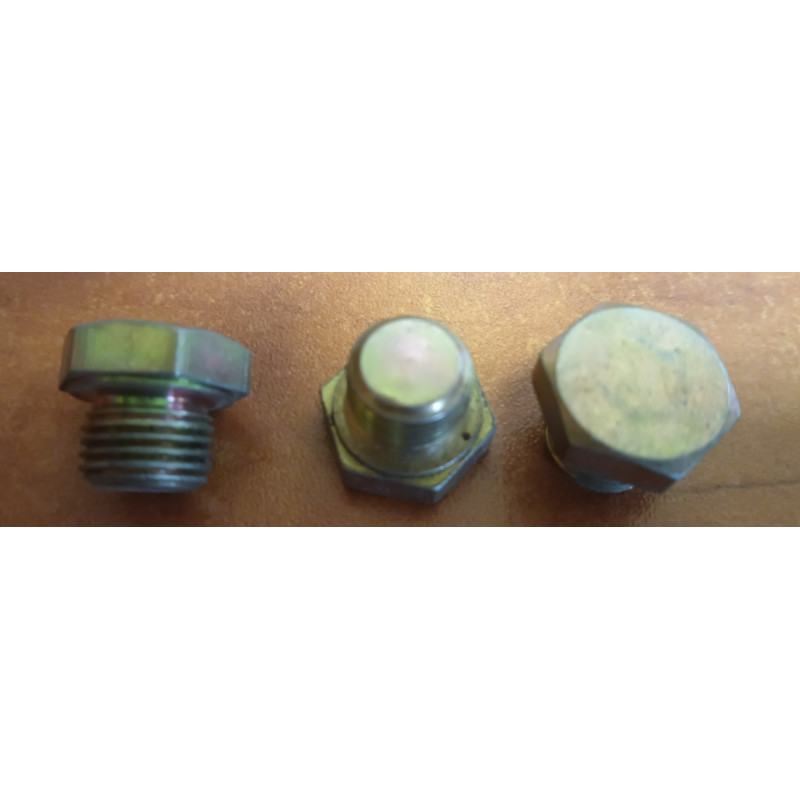 Korek filtra paliwa MF 1871779M1