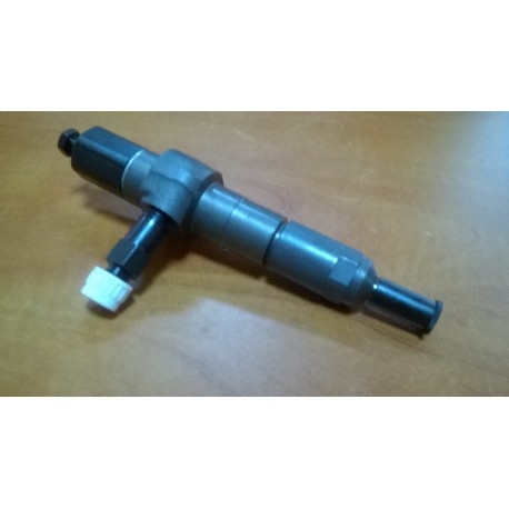 Wtryskiwacz Zetor 71010884